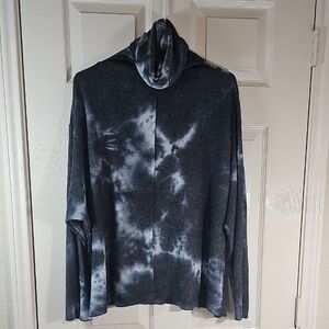 Final Touch Women's Soft Oversized Cloud Wash Tie-Dye Turtleneck Sweater Medium